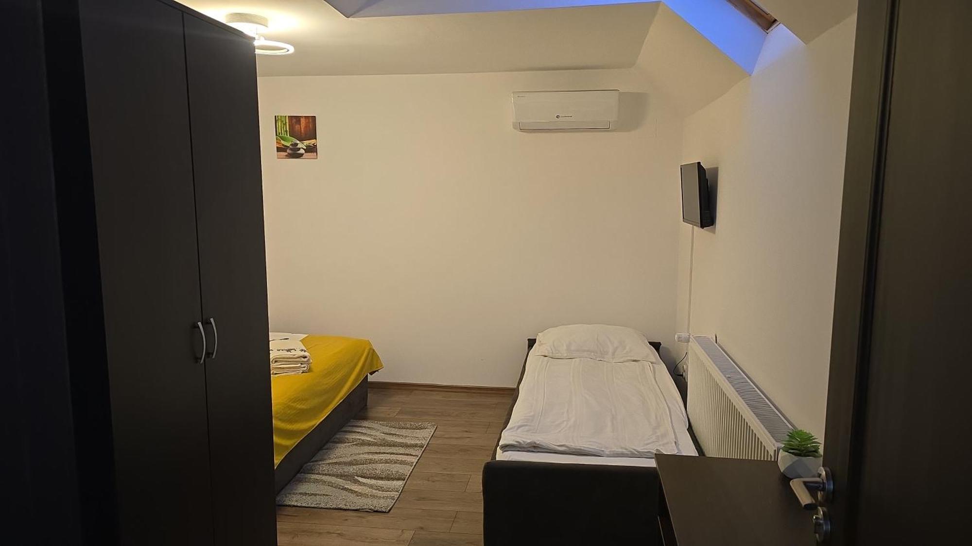 Casa De Oaspeti Laura Rîşnov Kültér fotó